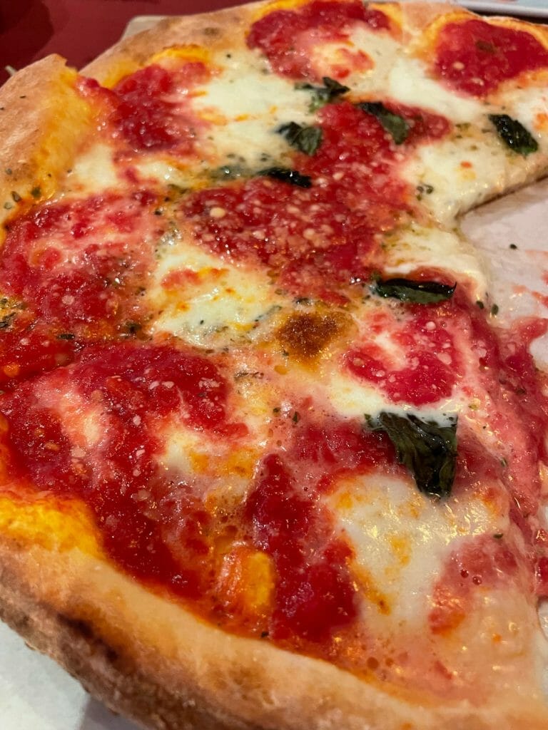 Restaurant Review Pappardelle's Pizza in Bethpage, NY Hilary Topper Blog