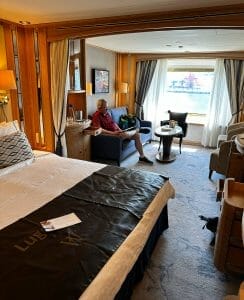 room in the seabreeze ship