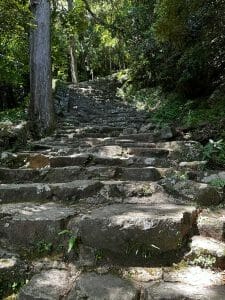 steps to shrine